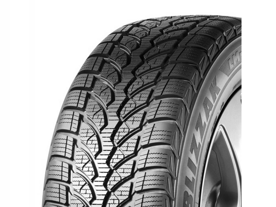 Bridgestone BLIZZAK LM32C